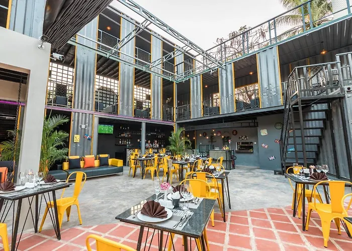 Hostel White Rabbit *